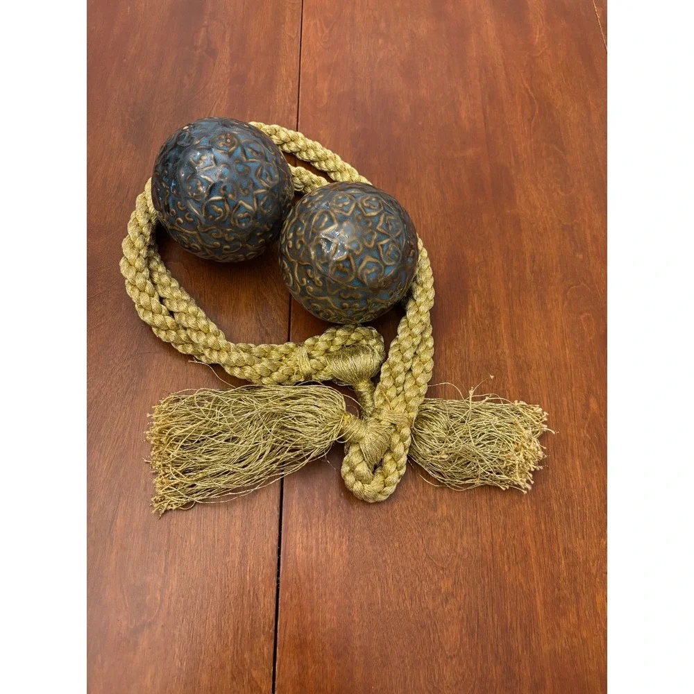 Pier 1 Imports Set of 2 Decorative Orbs, golden rope Tassel, 4 beaded napkins ++